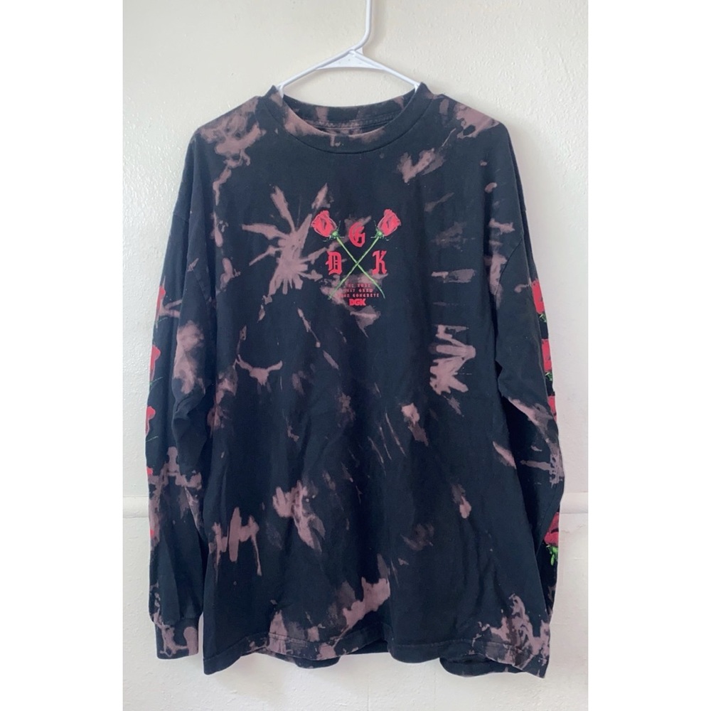 ❌⭕️❌⭕️distressed dgk shirt.